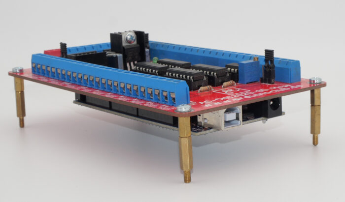 AC-CNC-2020-Mega-REV-1.20-rot Estlcam Steurkarte mit Arduino Mega 2560 unten drunter.